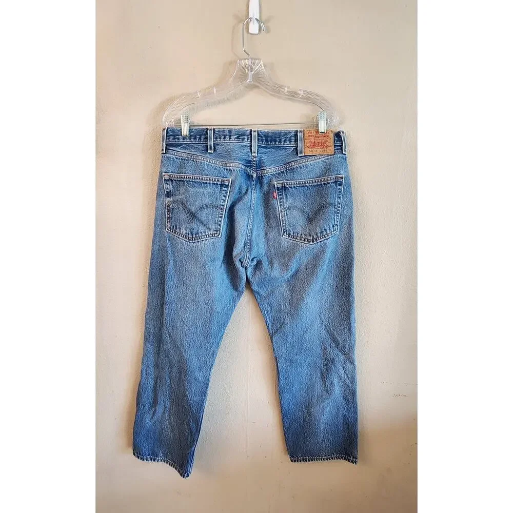 Levis 501 XX Jeans Mens 38x32 Light Wash Denim Button Fly - Picture 7 of 12